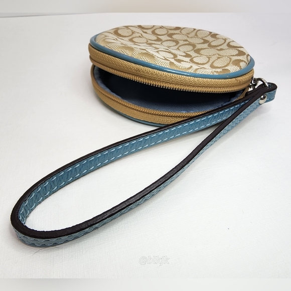 Coach Sea Horse Signature Coin Purse *Light Khaki/Blue* EUC - Picture 13 of 17